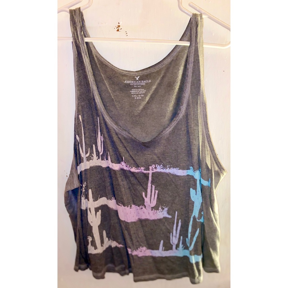 American Eagle cactus print cropped tank